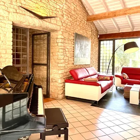 Le Chant Des Bories Villa